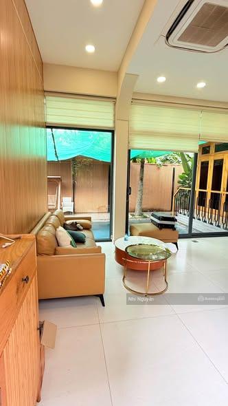 Cho thuê villa quận 2 180m2 5pn nội thất đầy đủ, vị trí thuận tiện,  xem nhà