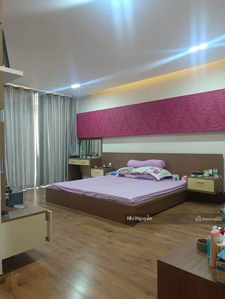 Cho thuê villa quận 2 200m2 5pn nội thất đầy đủ, vị trí thuận tiện,  xem nhà