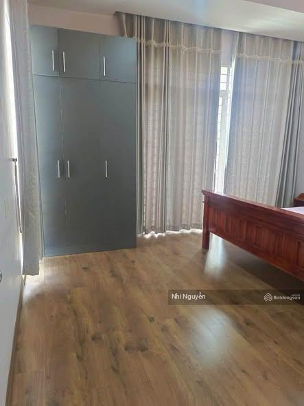 Cho thuê villa quận 2 200m2 5pn nội thất đầy đủ, vị trí thuận tiện,  xem nhà
