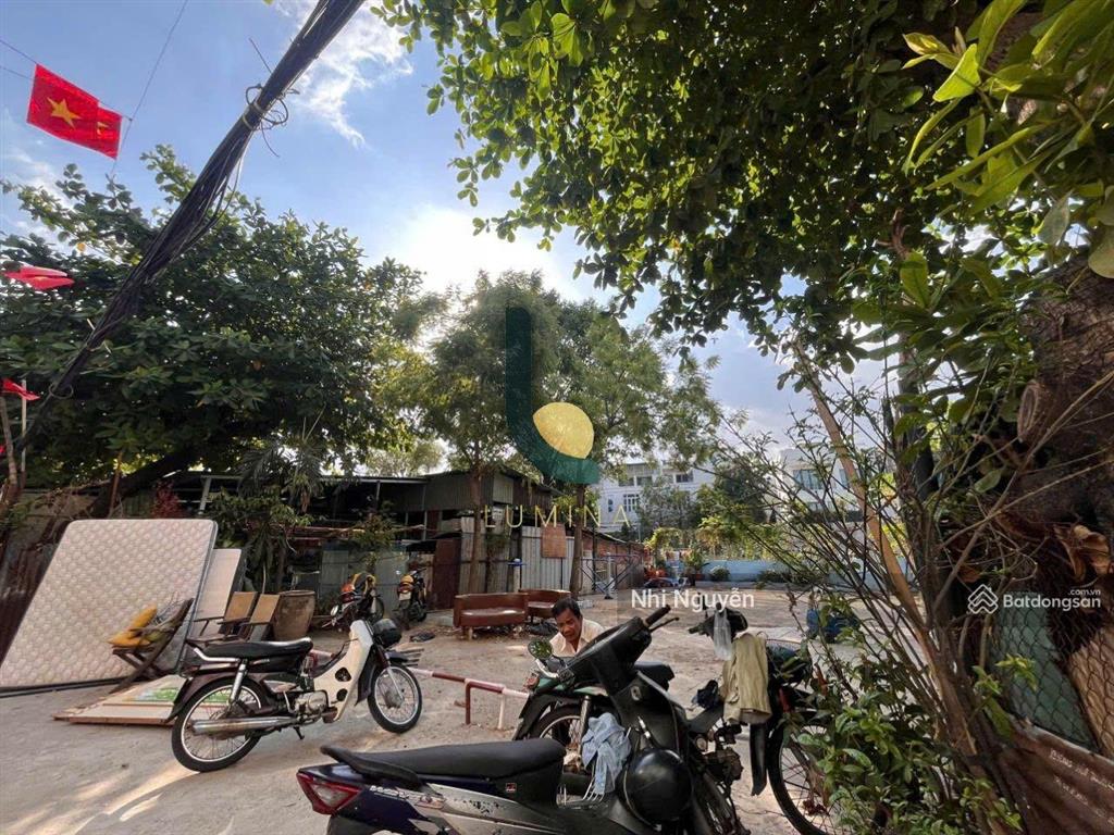 Cho thuê nhà phố quận 2 150m2 4pn