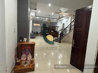 Cho thuê nhà phố quận 2 150m2 4pn