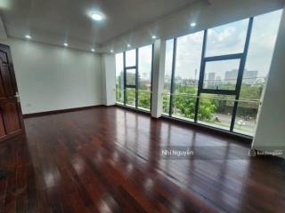 Cho thuê nhà phố quận 2 133m2 nội thất đầy đủ, vị trí thuận tiện,  xem nhà