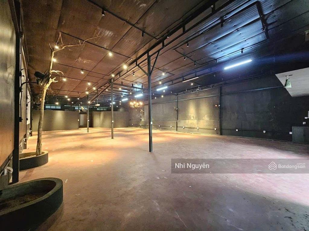 Cho thuê mặt bằng kinh doanh quận 2 336m2