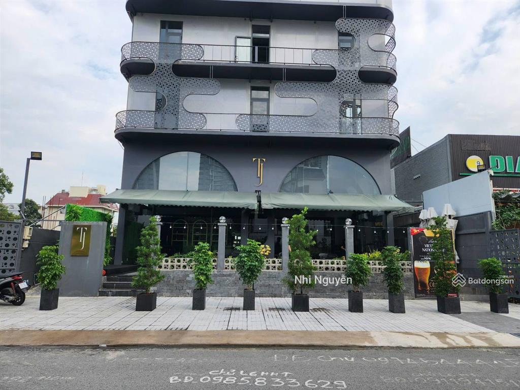 Cho thuê mặt bằng kinh doanh quận 2 320m2