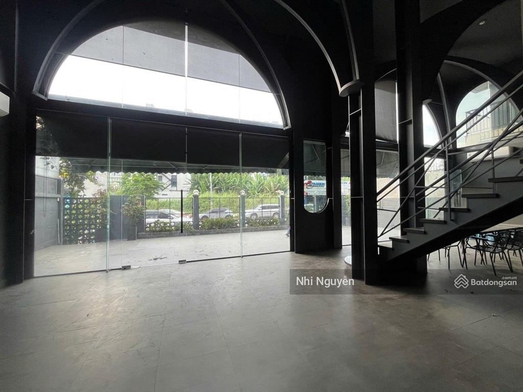 Cho thuê mặt bằng kinh doanh quận 2 320m2