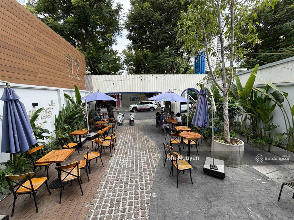 Cho thuê office quận 2 1000m2 nội thất đầy đủ, vị trí thuận tiện,  xem nhà