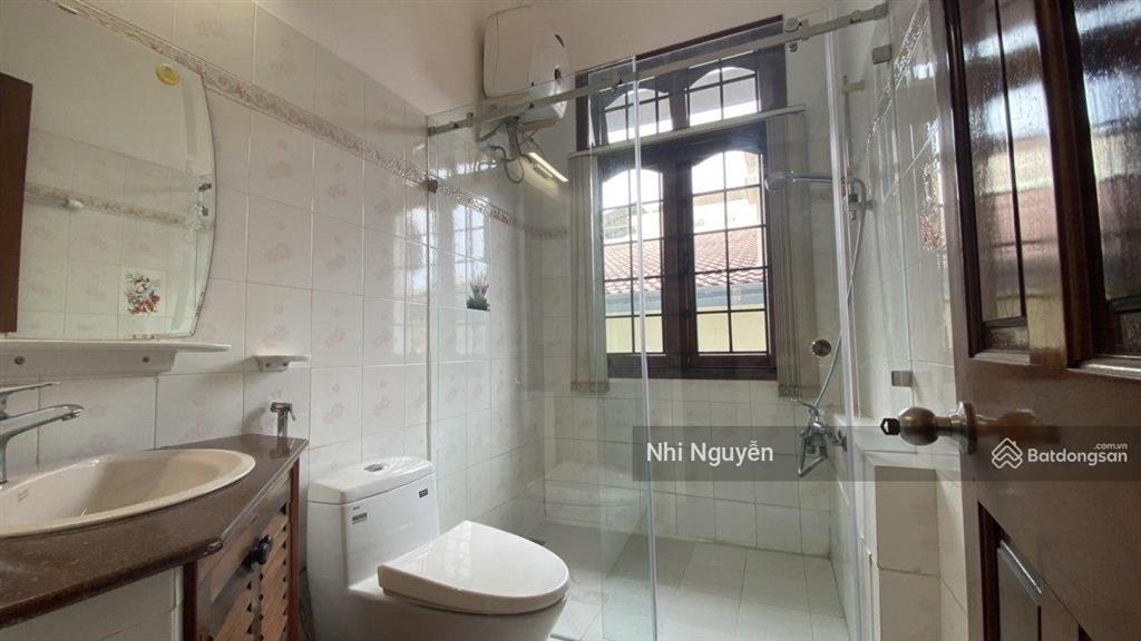 Cho thuê nhà phố quận 2 150m2 4pn