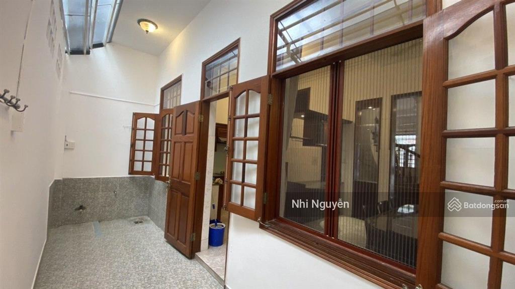 Cho thuê nhà phố quận 2 150m2 4pn