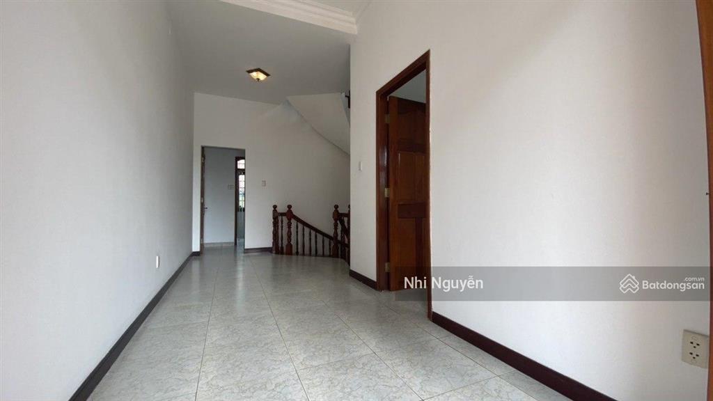 Cho thuê nhà phố quận 2 150m2 4pn