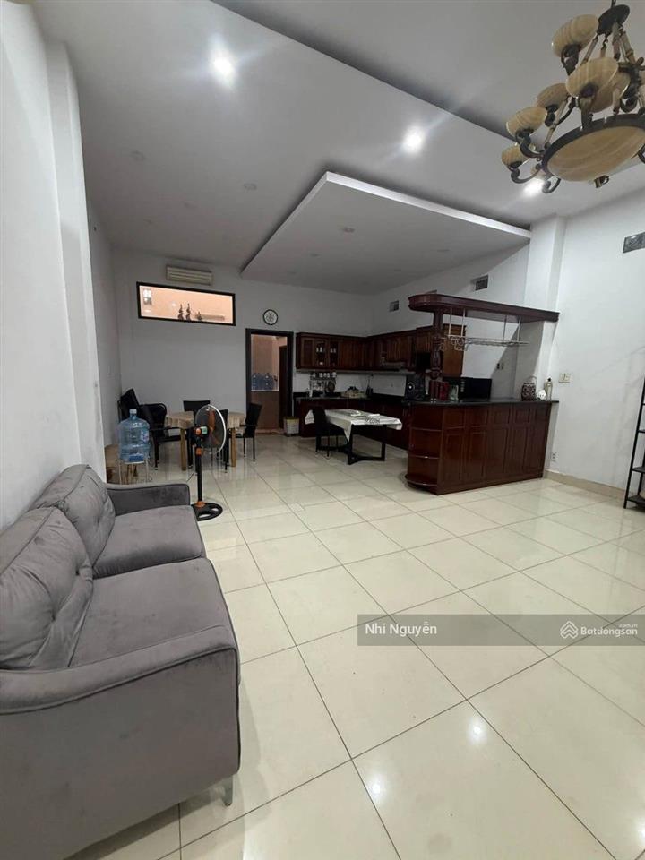 Cho thuê nhà phố quận 2 180m2 4pn