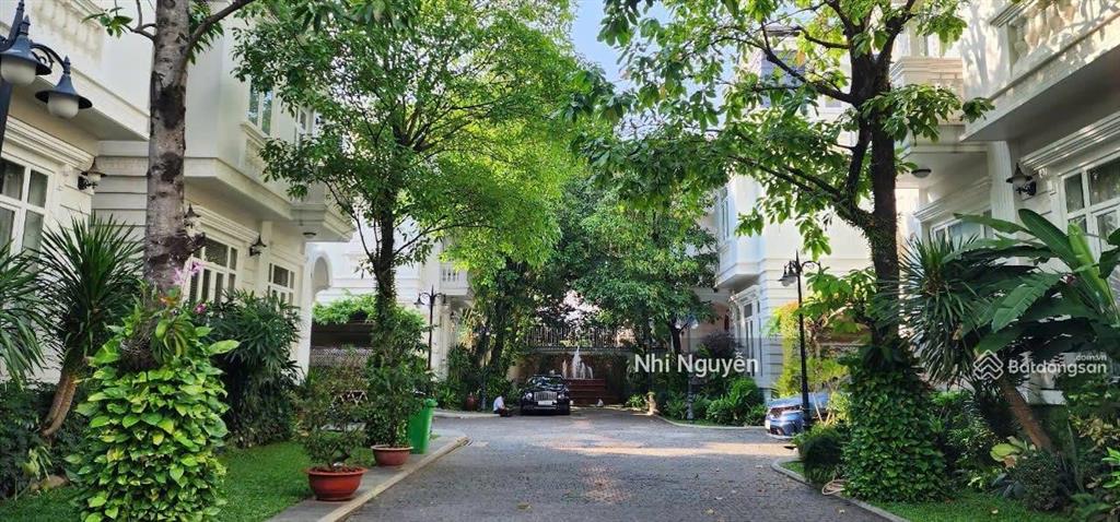 Cho thuê villa quận 2 364m2 4pn nội thất đầy đủ, vị trí thuận tiện,  xem nhà