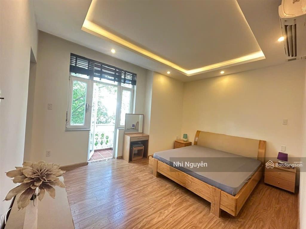 Cho thuê villa quận 2 364m2 4pn nội thất đầy đủ, vị trí thuận tiện,  xem nhà