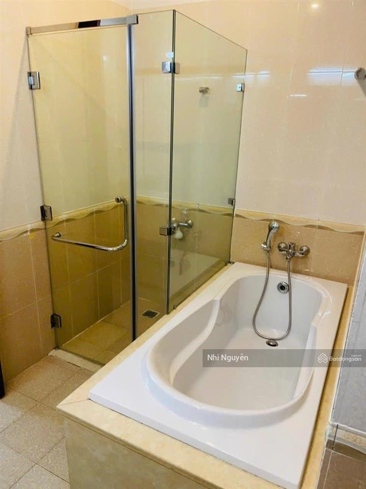 Cho thuê villa quận 2 364m2 4pn nội thất đầy đủ, vị trí thuận tiện,  xem nhà