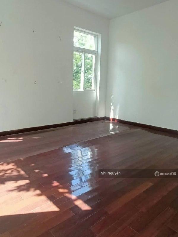Cho thuê nhà phố quận 2, 160m2, 4pn