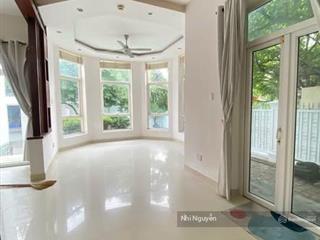 Cho thuê villa quận 2 368m2 6pn nội thất đầy đủ, vị trí thuận tiện,  xem nhà