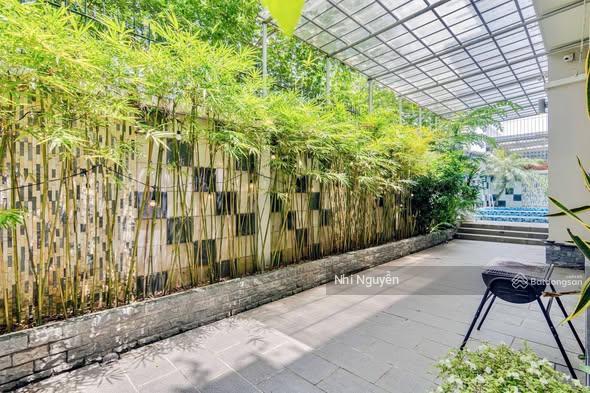 Cho thuê villa quận 2 300m2 6pn nội thất đầy đủ, vị trí thuận tiện,  xem nhà