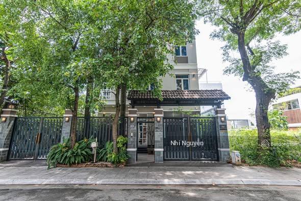 Cho thuê villa quận 2 300m2 6pn nội thất đầy đủ, vị trí thuận tiện,  xem nhà