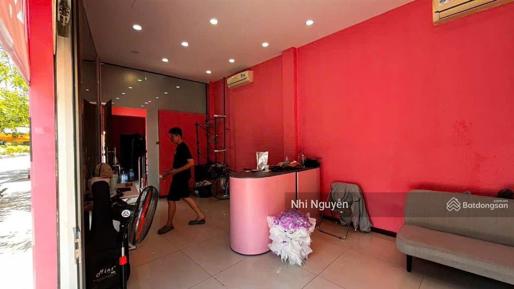 Cho thuê mặt bằng kinh doanh quận 2 220m2