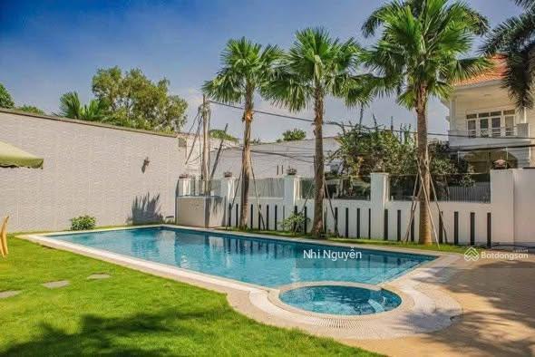 Cho thuê villa quận 2 749m2 6pn nội thất đầy đủ, vị trí thuận tiện,  xem nhà