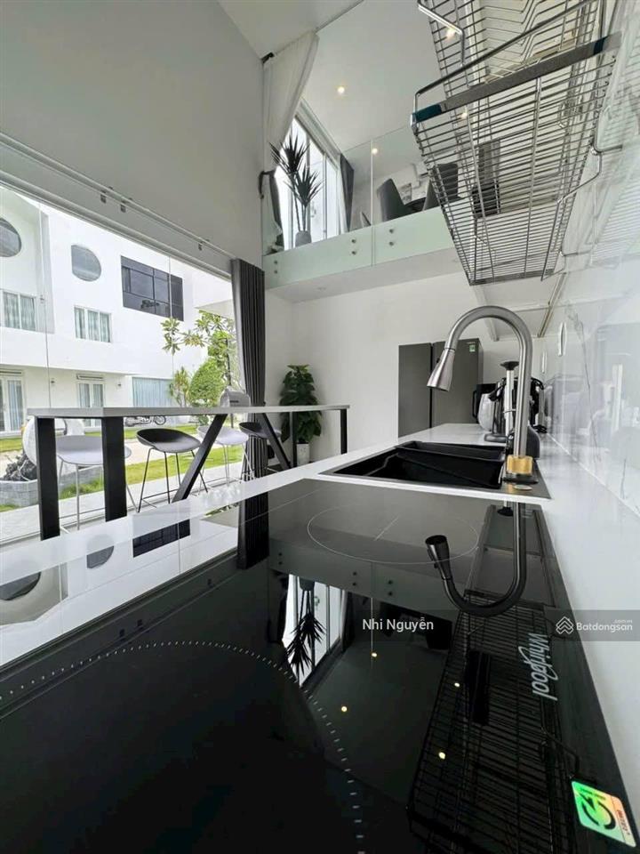 Cho thuê villa quận 2 400m2 5pn nội thất đầy đủ, vị trí thuận tiện,  xem nhà