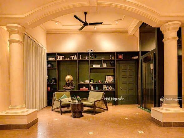 Cho thuê villa quận 2 1400m2 5pn nội thất đầy đủ, vị trí thuận tiện,  xem nhà