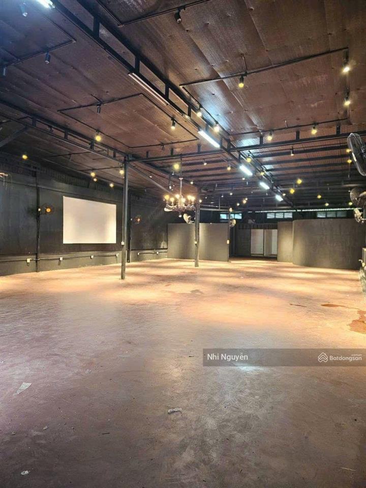 Cho thuê mặt bằng kinh doanh quận 2 336m2