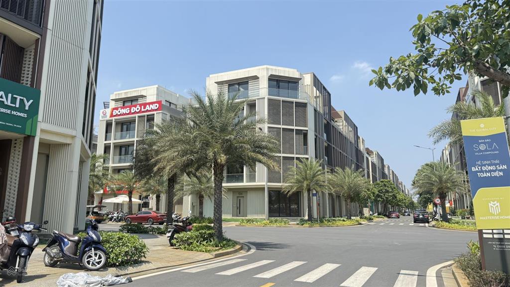 Cho thuê nhà phố soho the global city 346m2, 1 trệt 4 lầu, nhận nhà vào setup ngay 48 triệu/tháng