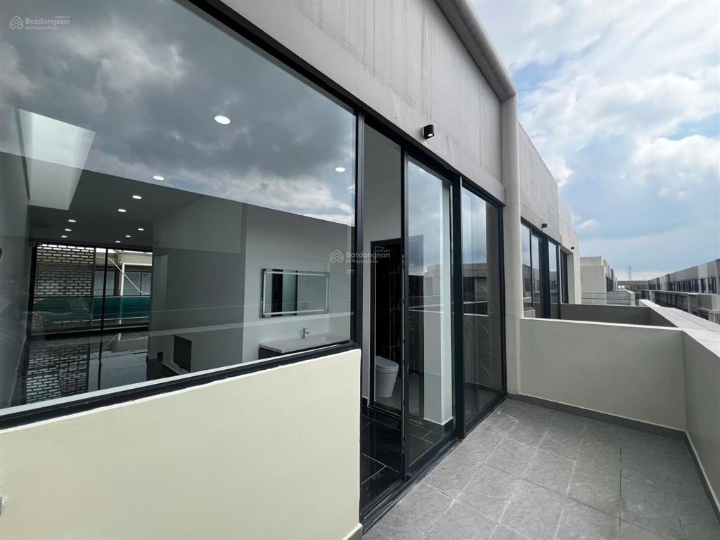 Toà nhà văn phòng 5 tầng, giá tốt 25tr, hoàn thiện nội thất 50tr, căn góc 65tr, nhận nhà ngay