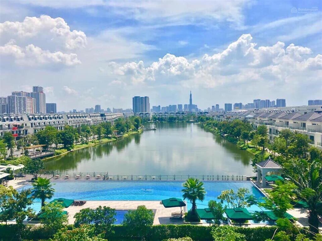 Bán gấp phố 17,5 tỷ hoàn thiện nội thất. gọi ngay, xem nhà liền, công chứng ngay