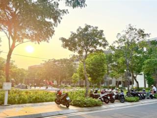 View công viên, xây dựng 5 tầng 346m² sử dụng, giá 34 tỷ chưa từng có, sổ sẵn công chứng