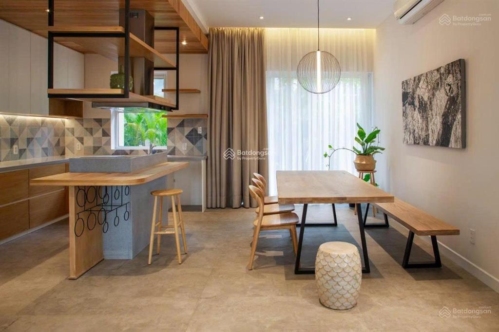 Khu compound nhà mới full nội thất đẹp xịn, view công viên thoáng mát, giá 35 tr/tháng