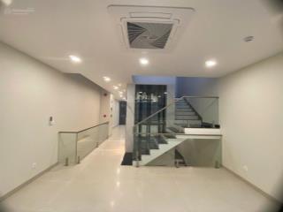 Cho thuê văn phòng soho the global city 346m sàn thang máy giá 60tr/tháng