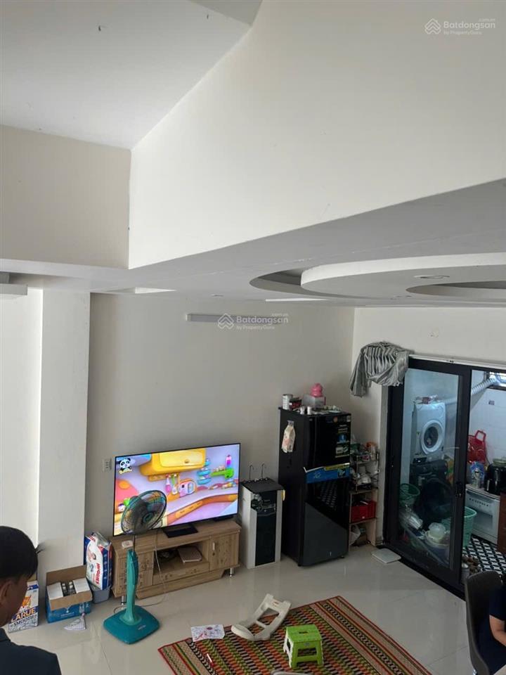 Cần bán gấp nhà shophouse khu đô thị fpt