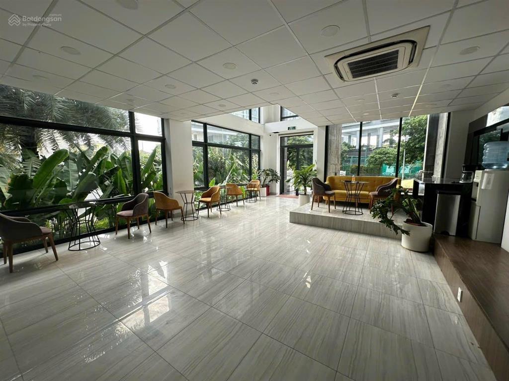 Cho thuê văn phòng mặt tiền đường bát nàn chỉ với 50tr/th dt 72m2