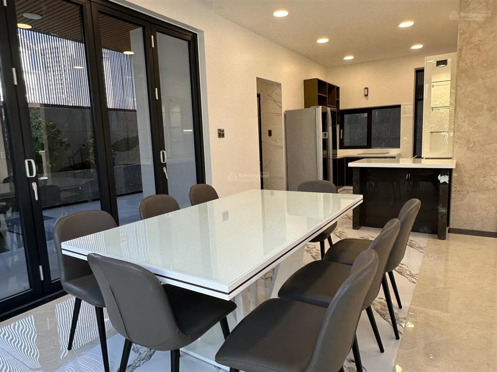 Cho thuê căn villas full nội thất xịn sò khu villas mystery đảo kim cương q2