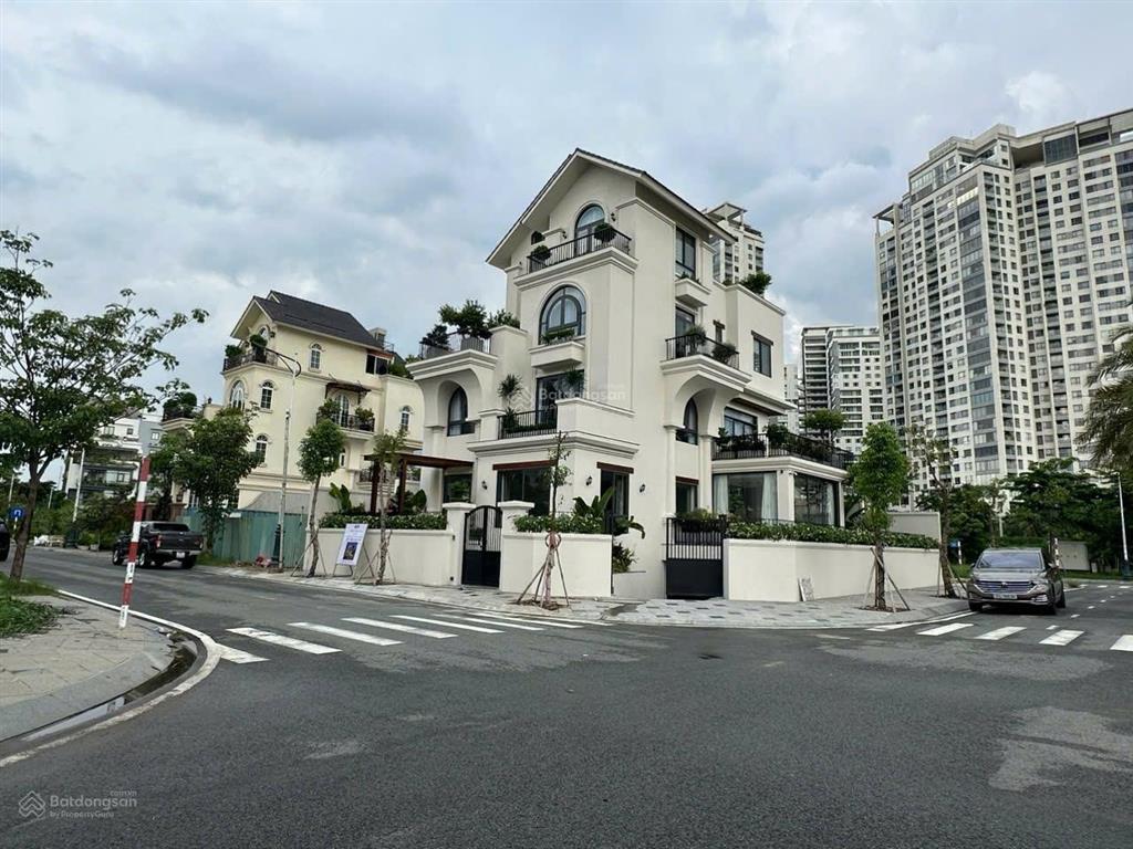 Chủ vay ngân hàng cần tiền bán gấp lô đất vị trí đẹp dự án mystery villas đảo kim cương q2 dt 126m2