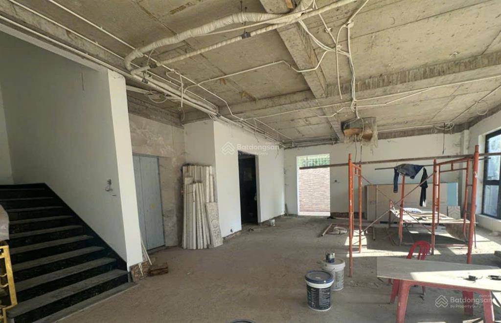 Chủ kẹt tiền cần bán gấp biệt thự mặt tiền view trực diện sông sài gòn cạnh đảo kim cương q2