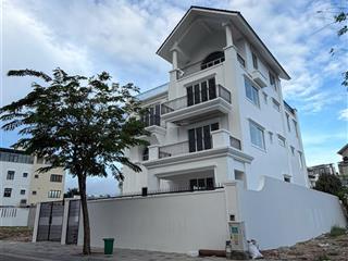 Bán gấp dinh thự 450m2 có 2 mặt tiền view sông saigon mystery đảo kim cương q2
