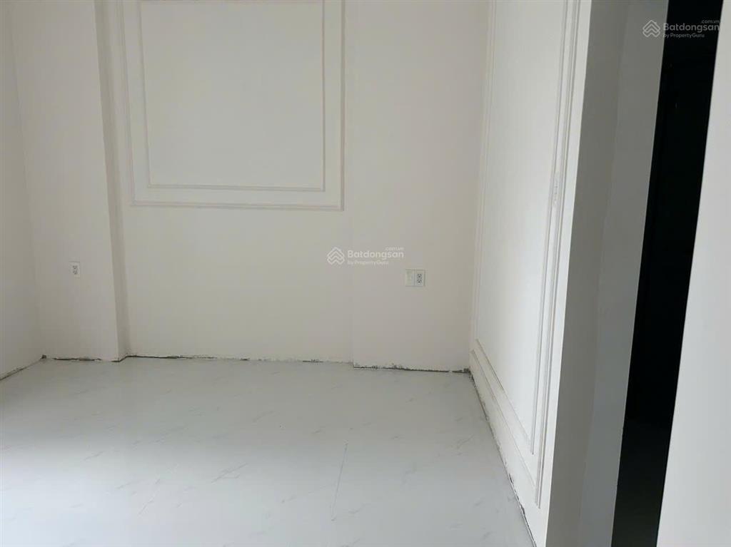 Kẹt tiền bán gấp căn nhà view sông sài gòn, đảo kim cương q2 gần uỷ ban tp. thủ đức, thạnh mỹ lợi