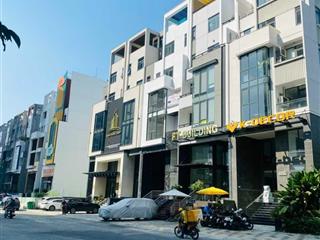 Cho thuê nhà phố thương mại xây 7 tầng mặt tiền đường bát nàn khu saigon mystery villas q2