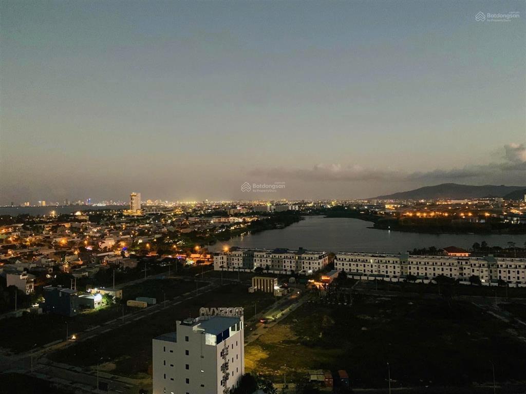 Duy nhất căn hộ 2pn view đông bắc thành phố biển đà nẵng giá 2,15 tỷ 57m2 sổ sẵn ở ngay