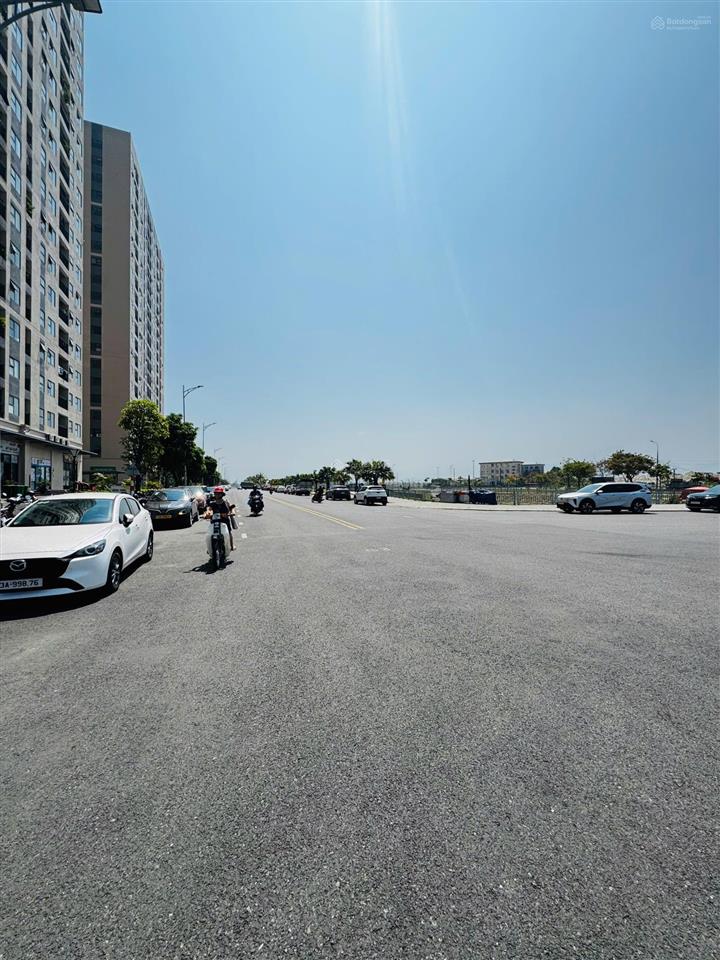 Chính chủ cần tiền bán gấp căn khối đế góc 2 mặt tiền lớn kinh doanh thuận lợi giá bán 4,3 tỷ