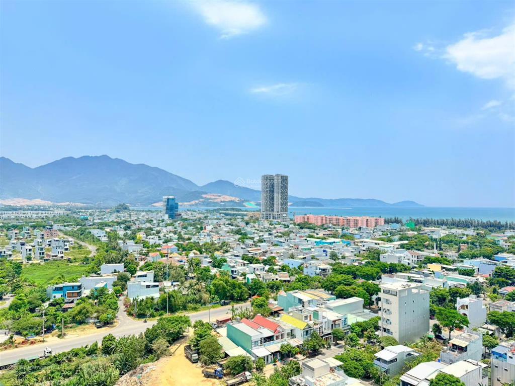 Chính chủ bán căn hộ 47,3m2 ori view trực diện biển có nội thất cơ bản 1,8tỷ  hỗ trợ vay 3 bên