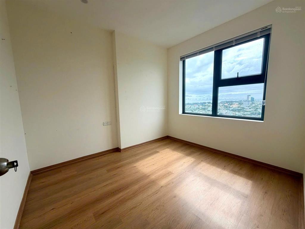 Chỉ 01 căn góc 3pn ori 2,53 tỷ chính chủ cần bán view biển trực diện tầng caothấy pháo hoa quốc tế