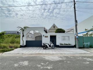 Chính chủ cần bán căn biệt thự mới xây kdc hùng vương, phan thiết