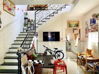 Cần bán căn nhà giáp kdc phố biển ocean dunes