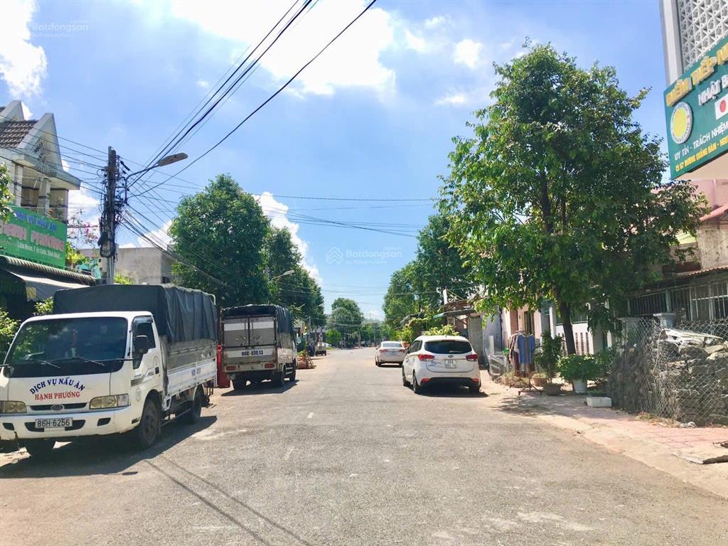 Bán nhà khu ae thanh hải đường nhựa lớn giá chỉ 2tỷ4