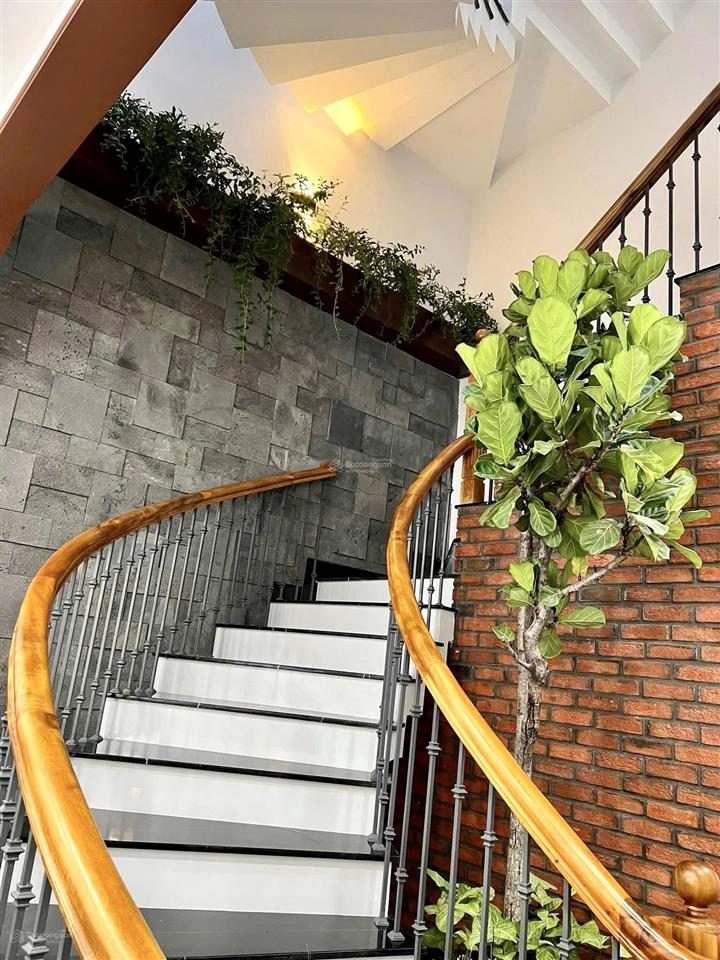 Cần bán căn nhà 1 trệt 2 lầu kdc phố biển ocean dunes