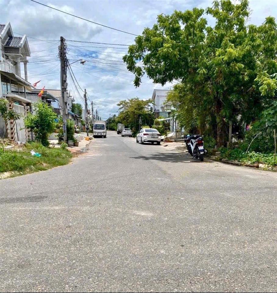 Bán lô đất hai mặt tiền trung tâm phan thiết