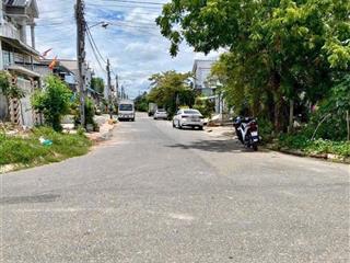 Bán lô đất hai mặt tiền trung tâm phan thiết